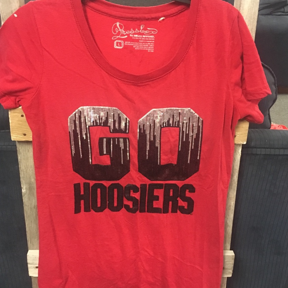 IU T-shirt